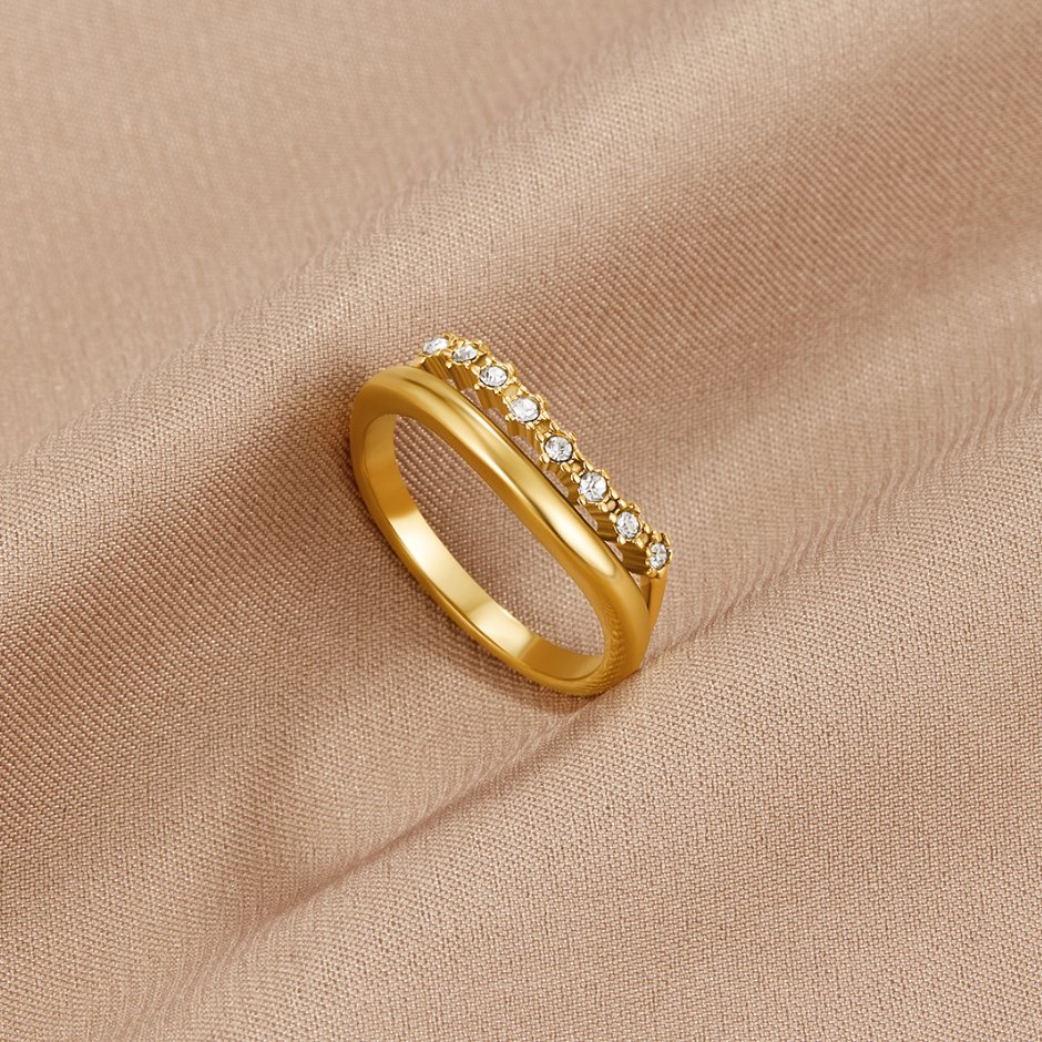 Marissa – Überlagerte Ring Weißer Kristall