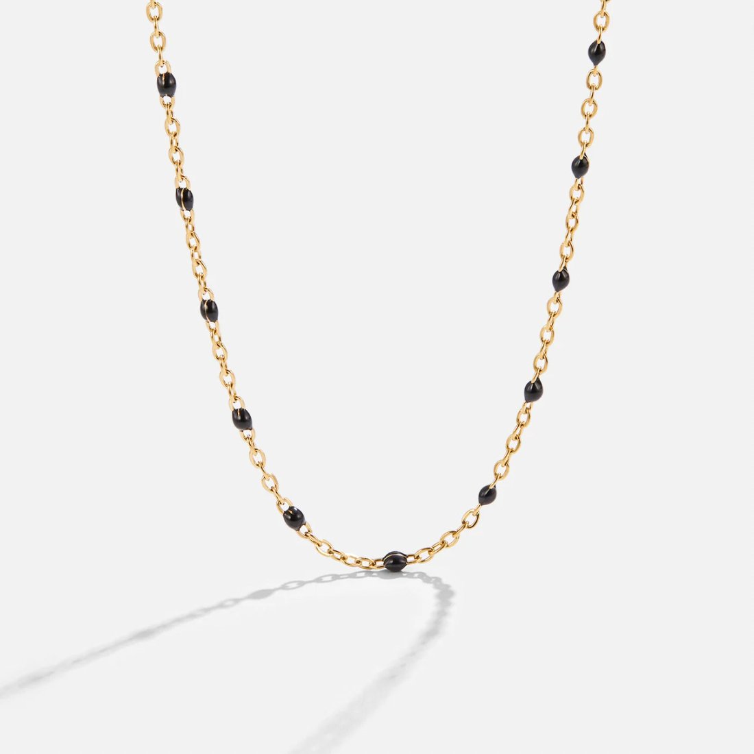 Yara – Elegante Schwarze Perlenkette