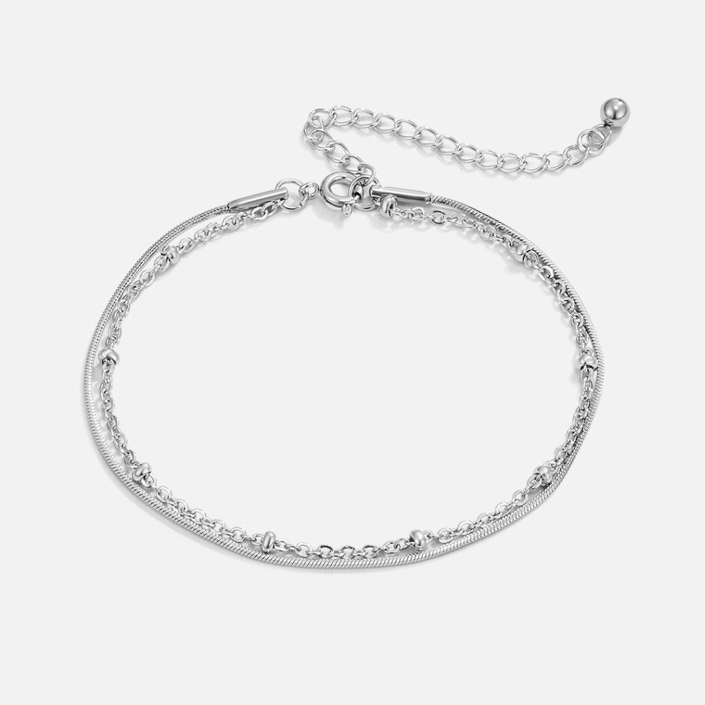 Pia – Silbernes Armband in Schichten