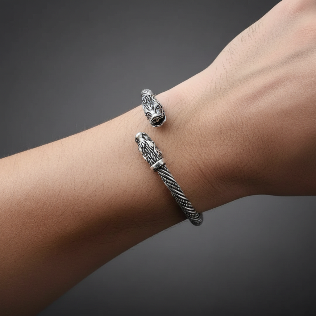 Ragnar – Wikinger-Armband im Antiken Silber-Look für Herren