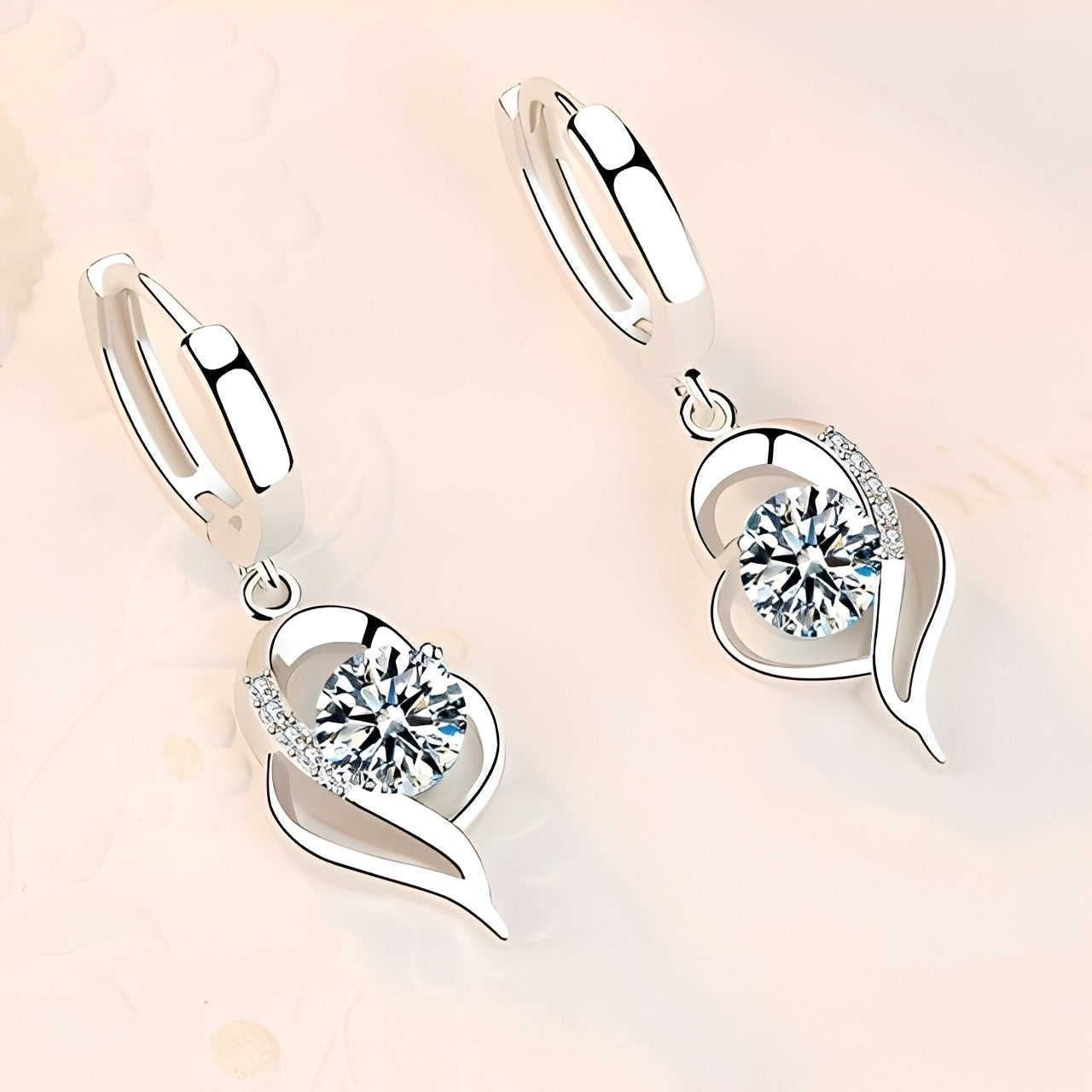 Noelle – Blumenohrringe aus 925 Sterlingsilber und Zirkonia