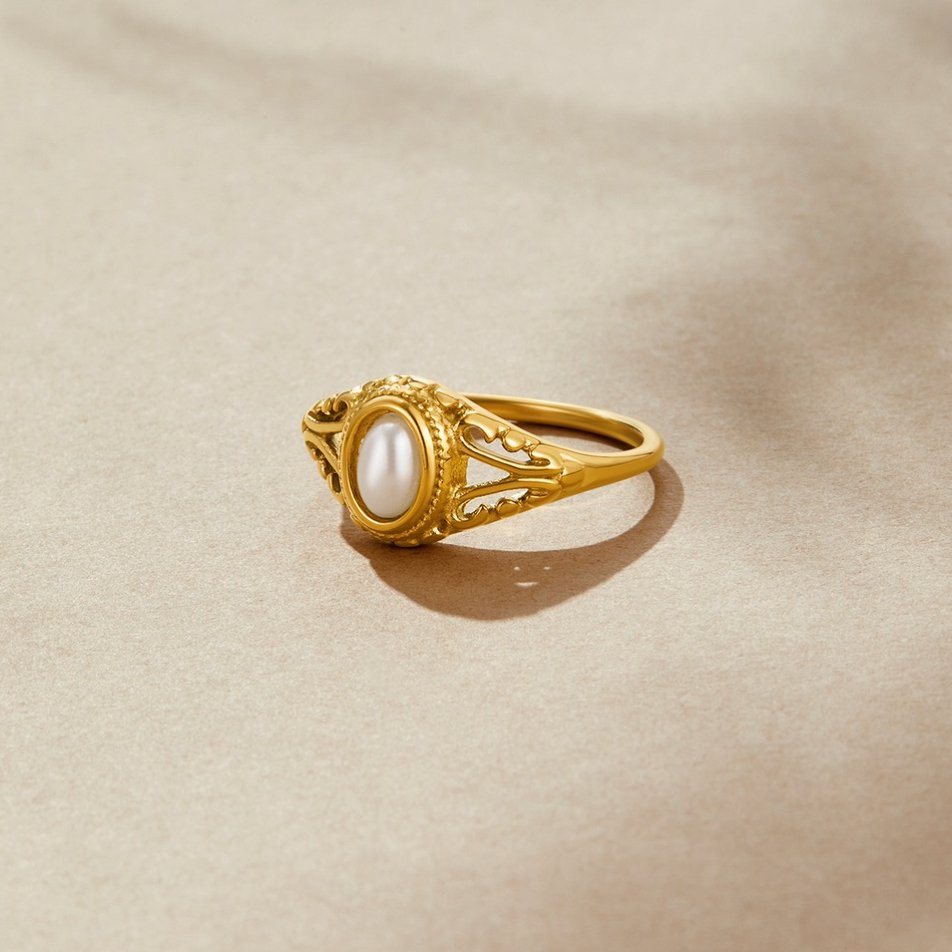 Ophelia – Vintage Royal Perlenring